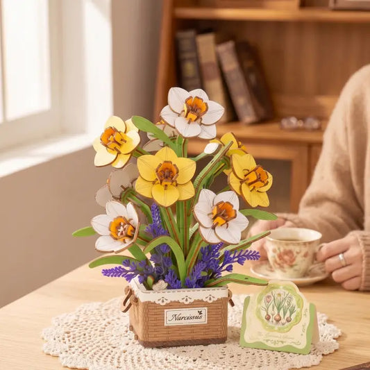 Wooden Flower Puzzle: Narcissus