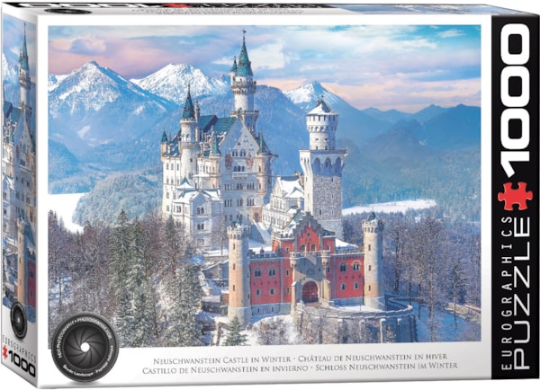 Neuschwanstein Castle in Winter 1000pc
