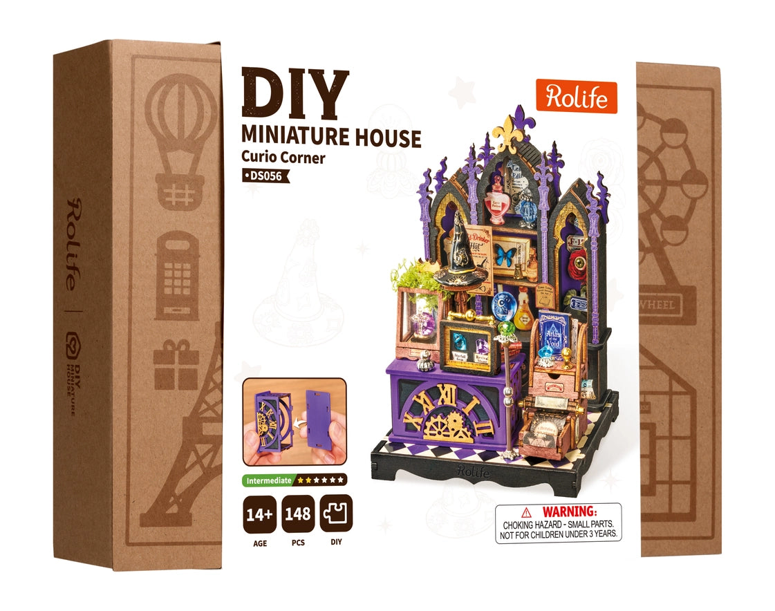 Miniature House Kit: Curio Corner