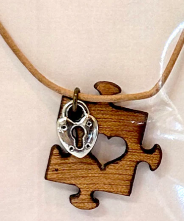 Puzzle Heart Necklace (Thin Wood)