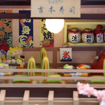 Book Nook: Sushi House