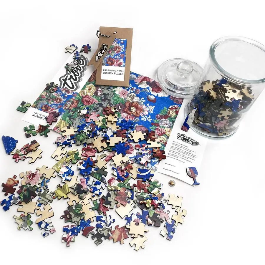 Wooden Puzzle in Jar: Floral Table Cover 250pc