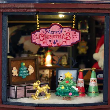 Miniature House Kit: Christmas Wonderland